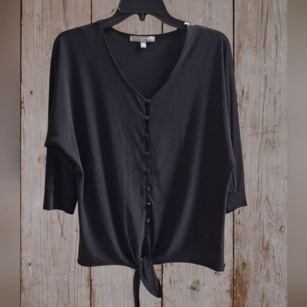 NY Collection Black top with tie waistline. Size Petite Large